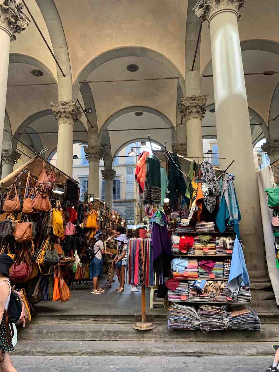 Florence leather shopping - market