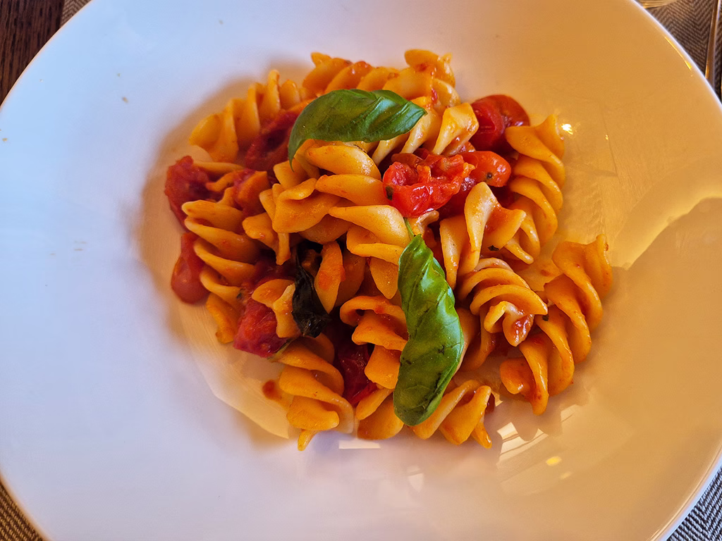 Restaurant Tomato Pasta