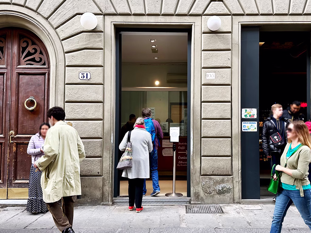 Accademia Ticket Office Exterior